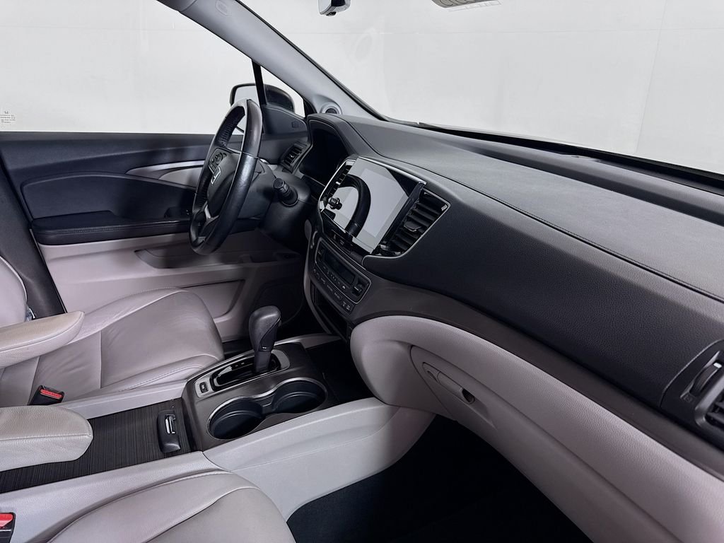 Used 2020 Gray Honda EX-L image 29