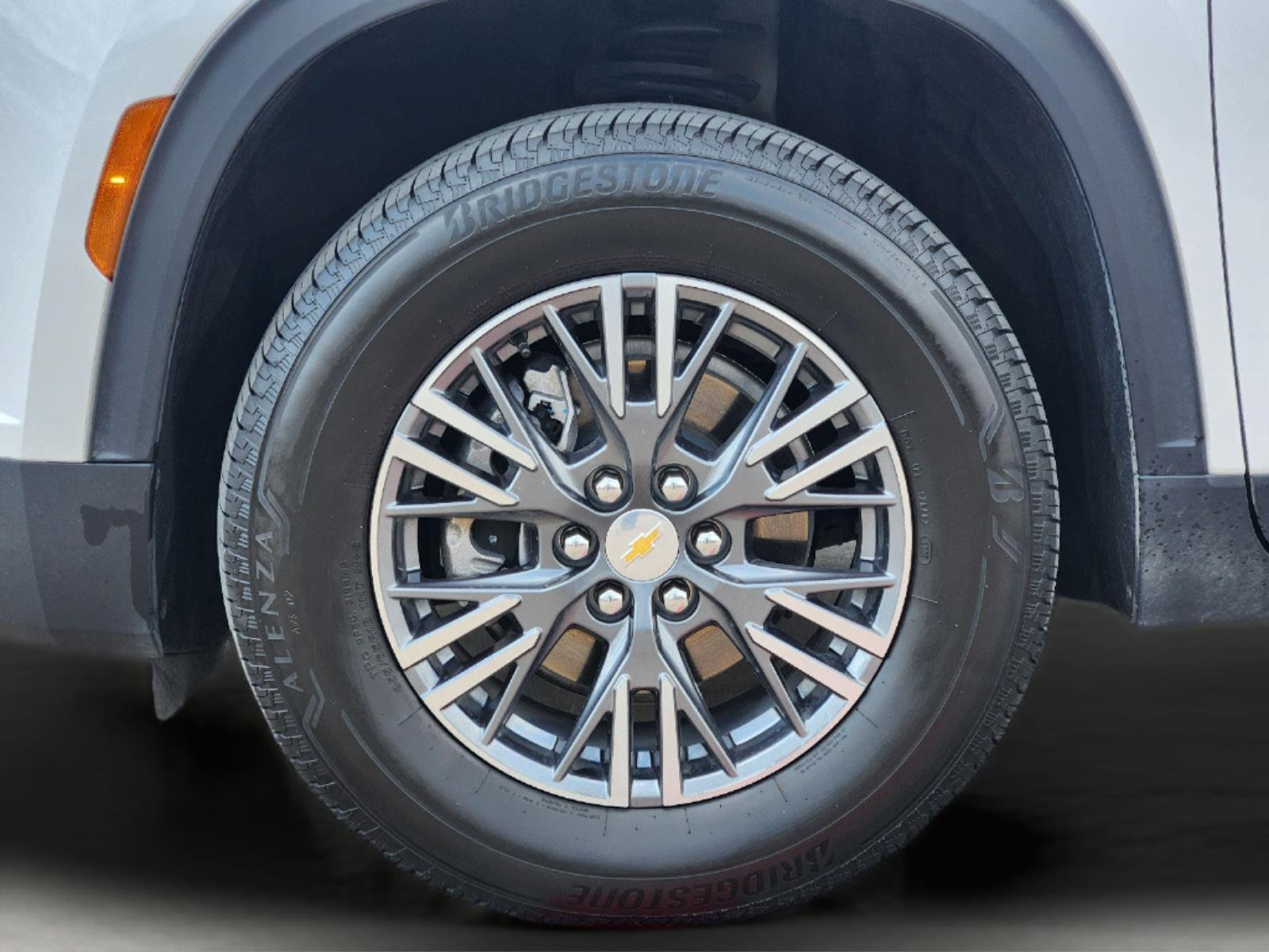 2025 Chevrolet Traverse LT - Photo 10