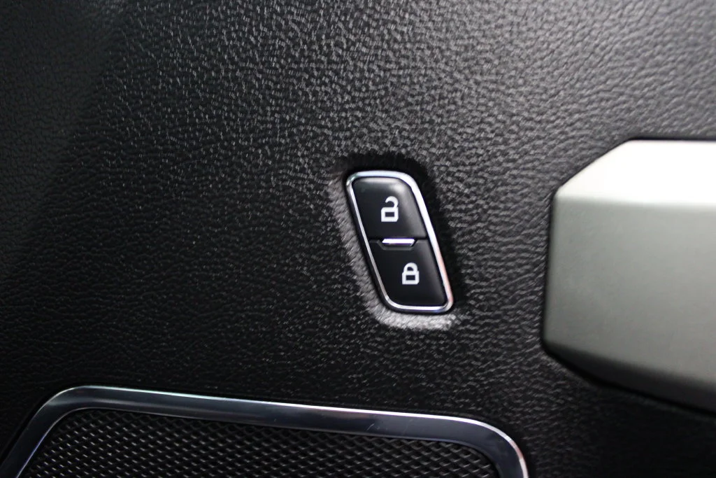 Used 2018 Shadow Black Ford Lariat image 60