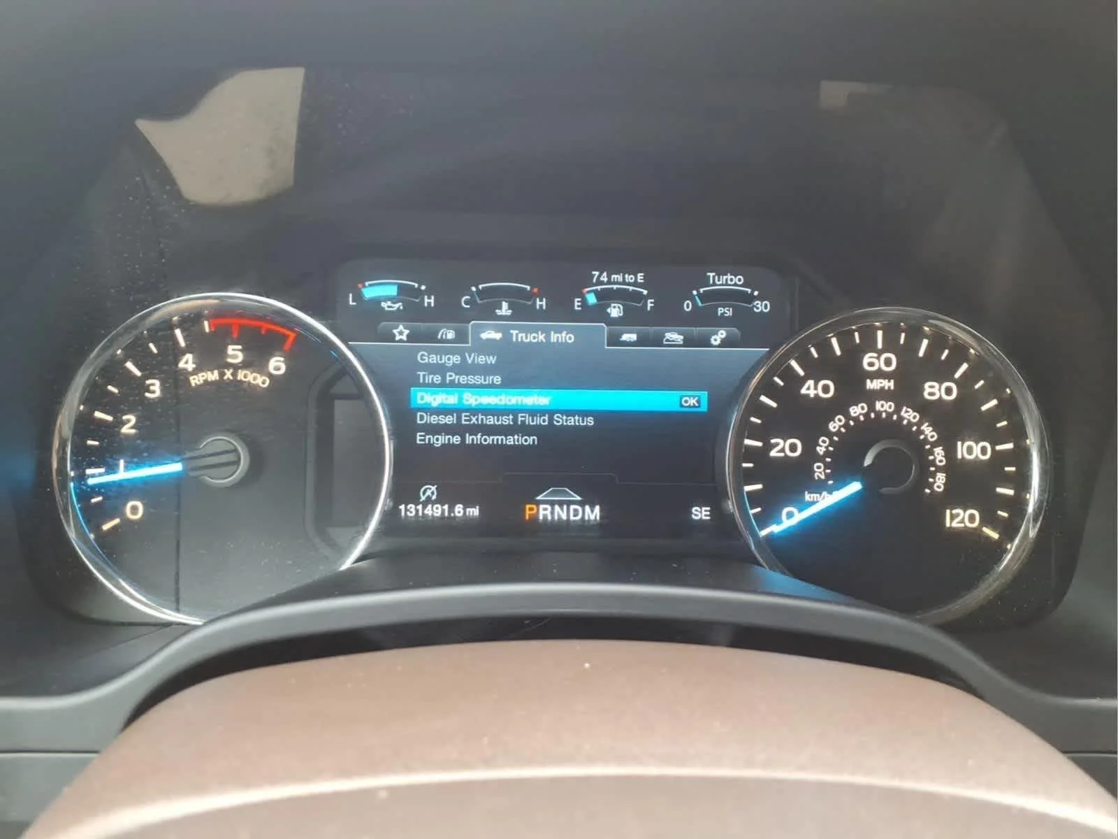 Used 2018 Magma Red/Stone Gray Ford LARIAT image 19