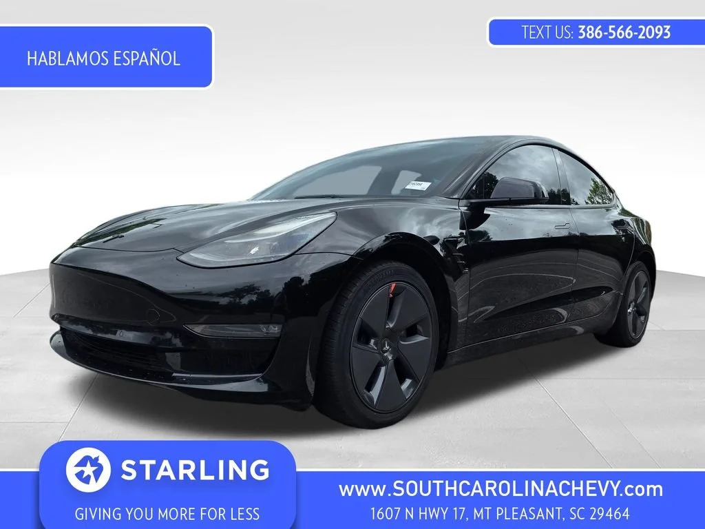 Used 2022  Tesla Long Range image 1