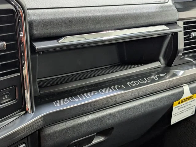 New 2026 Glacier Gray Metallic Tri-Coat Ford F-250® Lariat® image 53