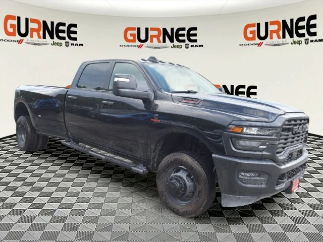 New 2026 Diamond Black Crystal Pearl-Coat Exterior Paint RAM Tradesman image 10