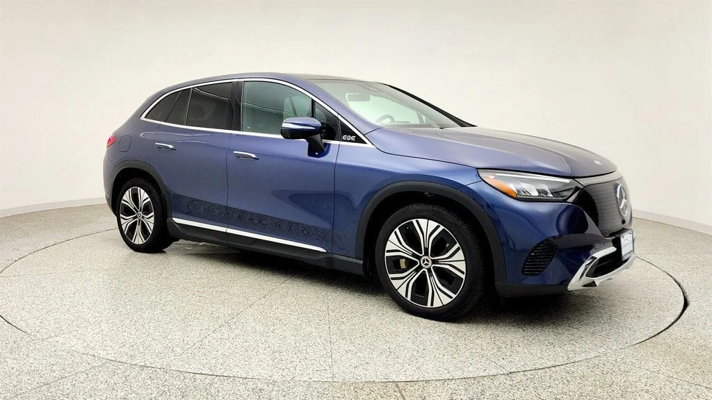 Used 2023 Twilight Blue Metallic Mercedes-Benz EQE 350 4MATIC® SUV w/ Ventilated Nappa Leather Seats image 3