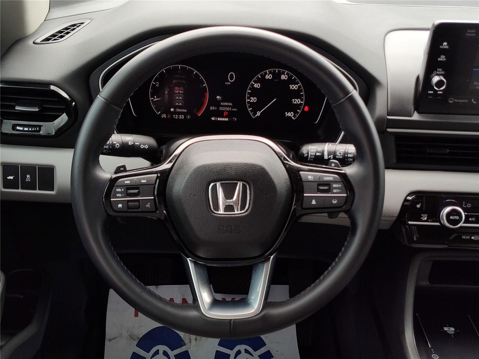 Used 2025  Honda Touring image 19