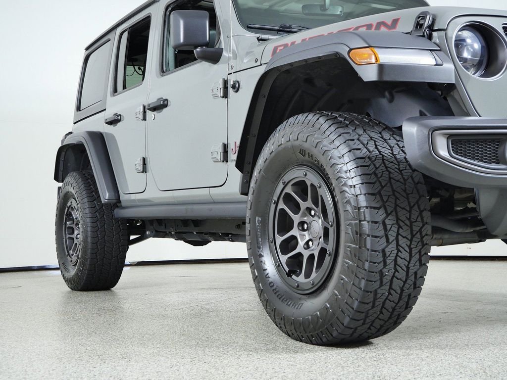 Used 2023 Gray Jeep Rubicon image 7