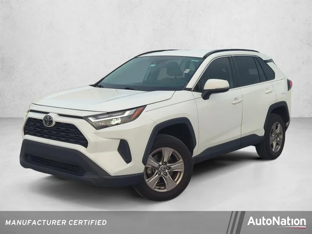 2022 Toyota RAV4 XLE