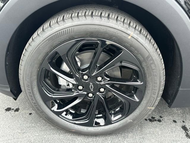 New 2027 Mosaic Black Metallic Chevrolet RS image 32