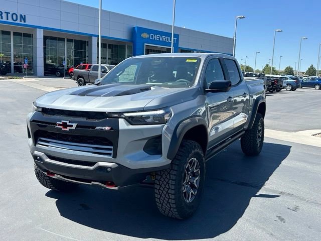2026 Chevrolet Colorado ZR2 - Photo 11