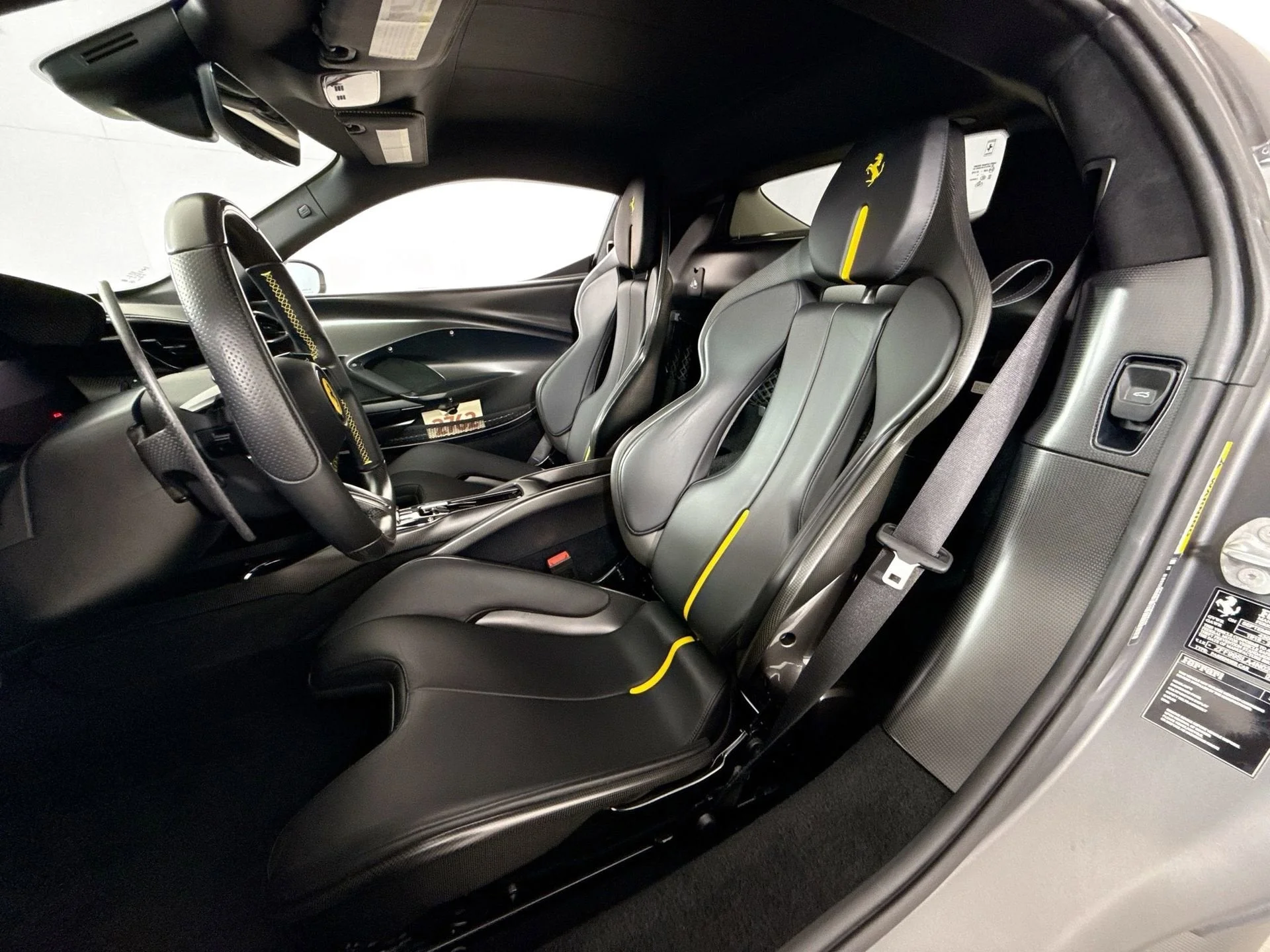 Certified Used 2022 Grigio Silverstone Opaco Ferrari Base image 9