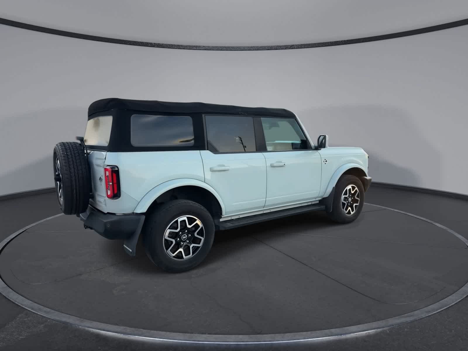Certified Used 2022 Cactus Gray Ford Outer Banks image 8