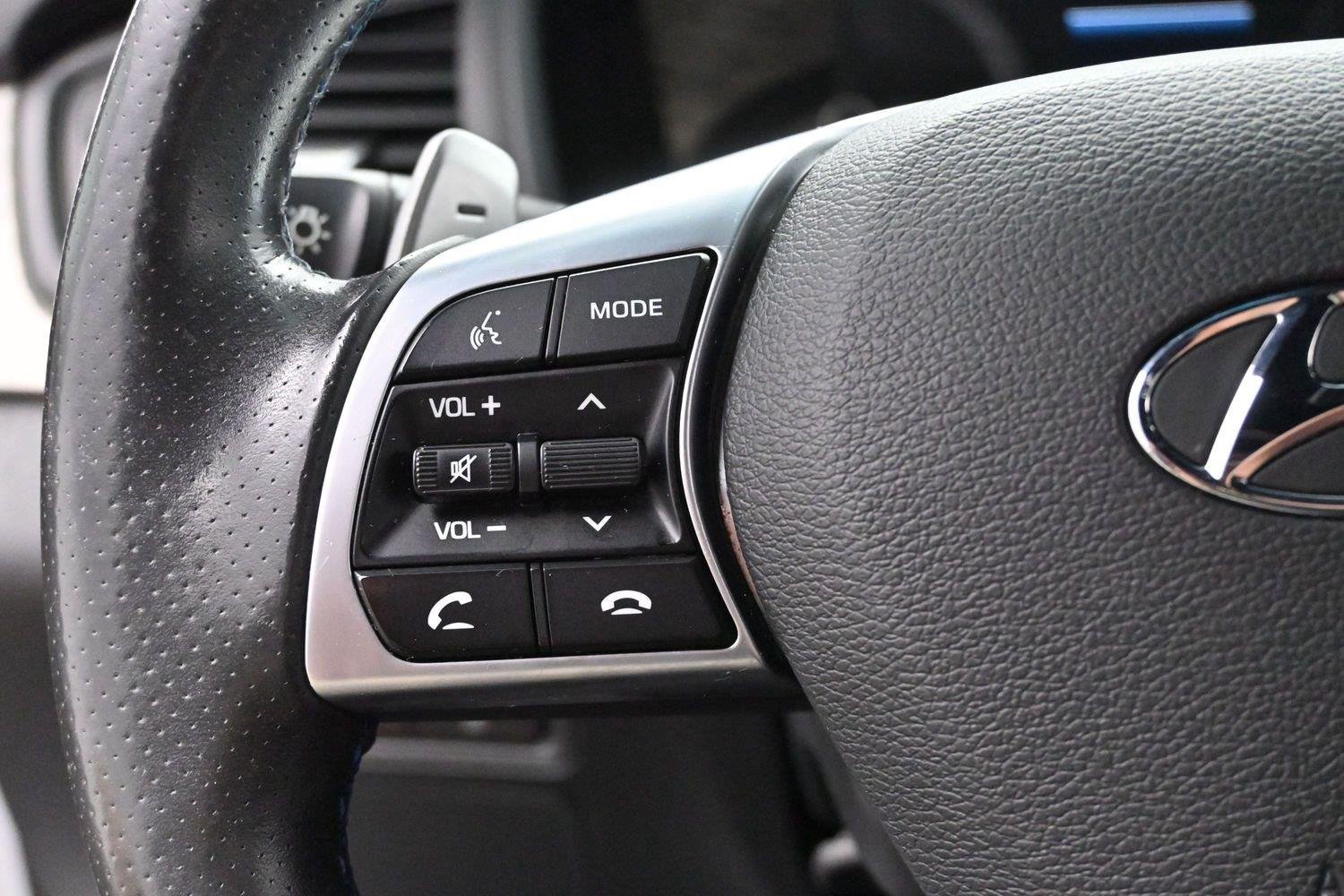 Used 2019 Symphony Silver Hyundai Limited image 18