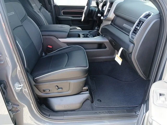 New 2026 Ceramic Gray Clear-Coat Exterior Paint RAM Laramie image 31