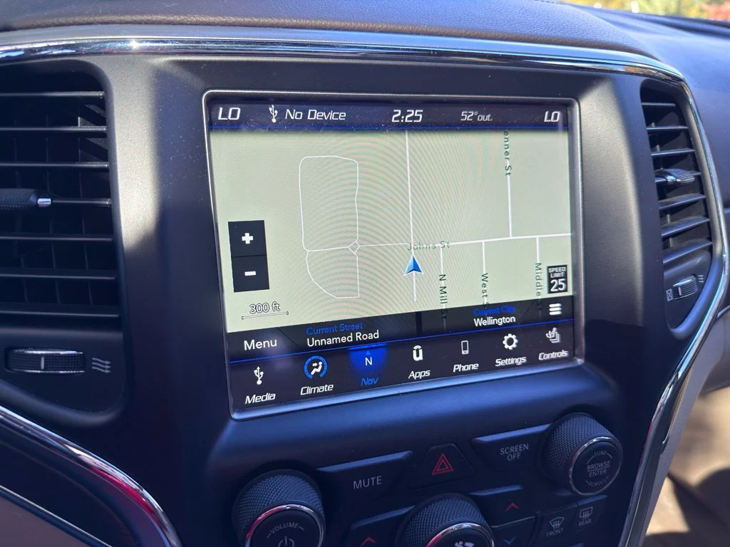 Used 2018 Brown Jeep Overland image 6