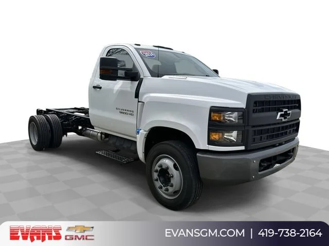 2024 Chevrolet Silverado 5500 HD Work Truck