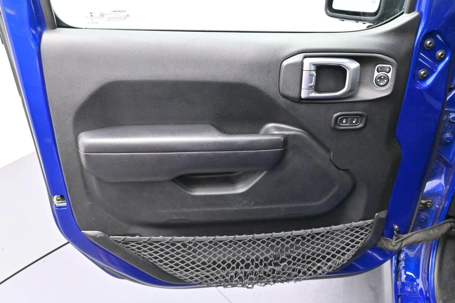 Used 2018 Ocean Blue Metallic Clearcoat Jeep Rubicon image 10