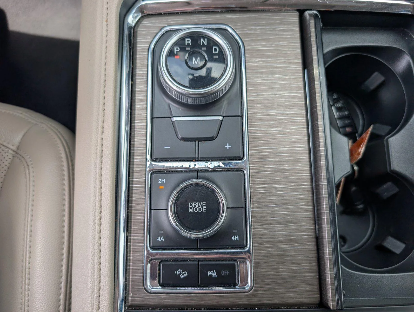 Used 2024 Agate Black Ford Limited image 19