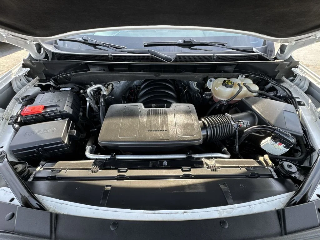 Used 2023 White GMC Denali Ultimate image 27