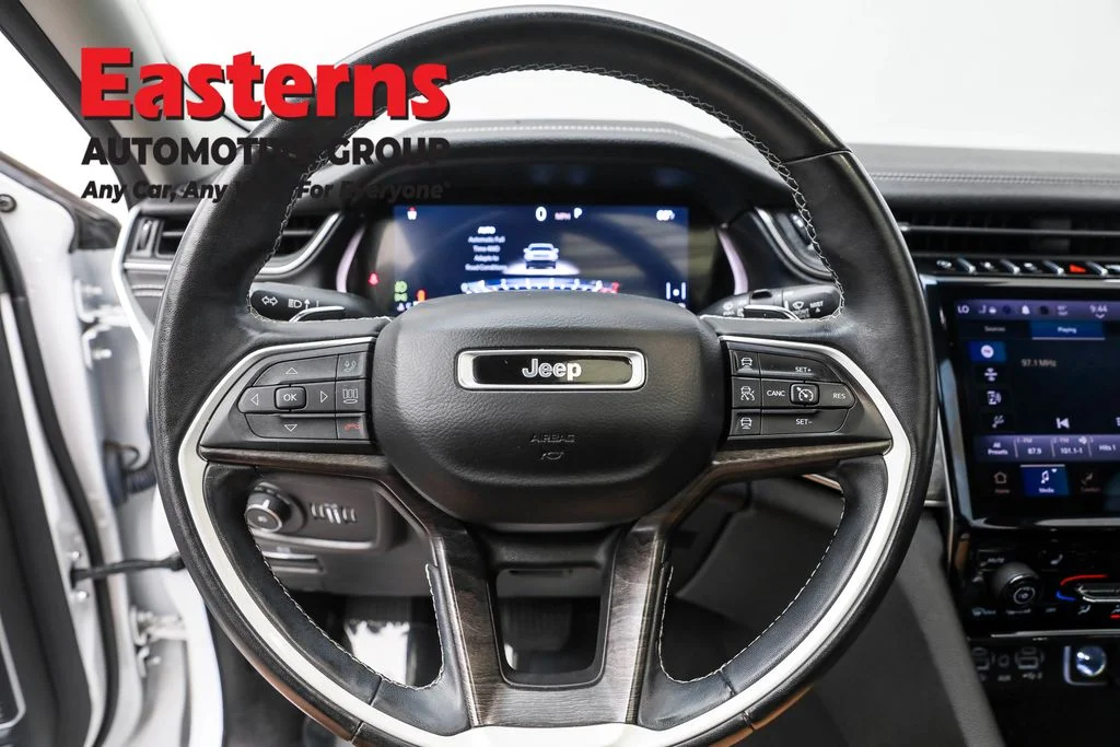 Used 2021 White Jeep Limited image 10