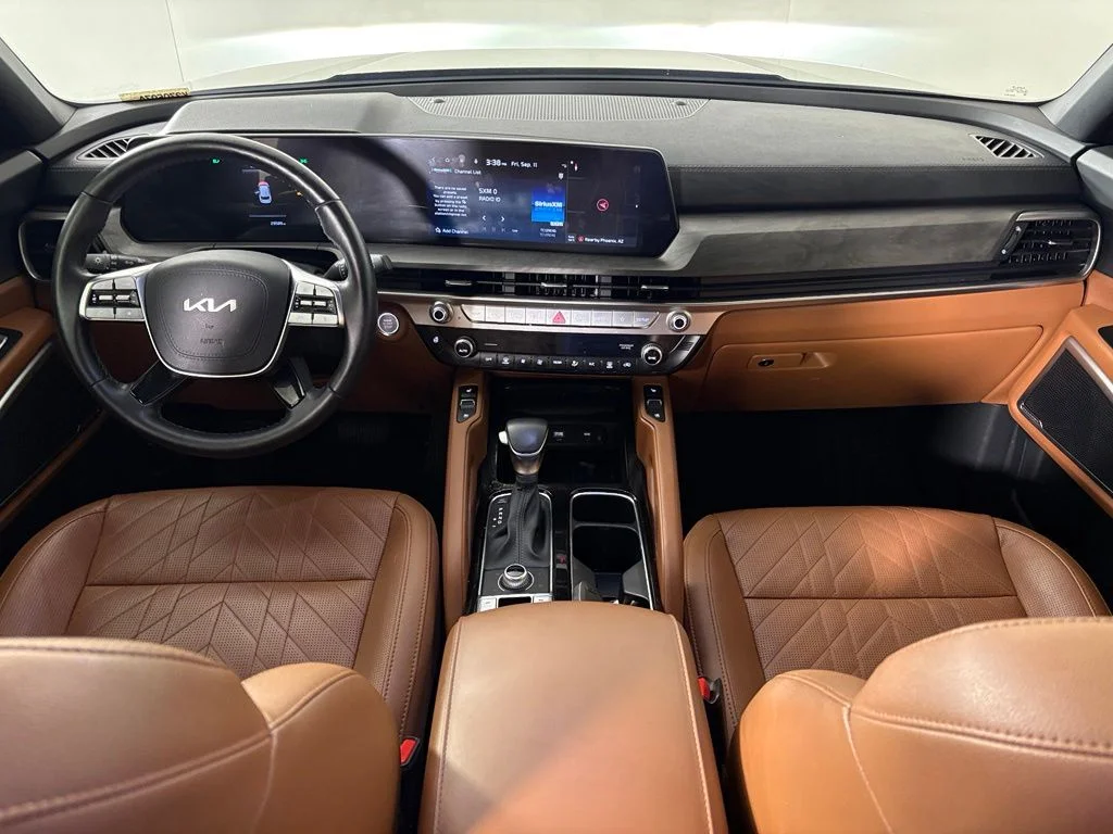 Used 2024 Green Kia EX X-Line image 35
