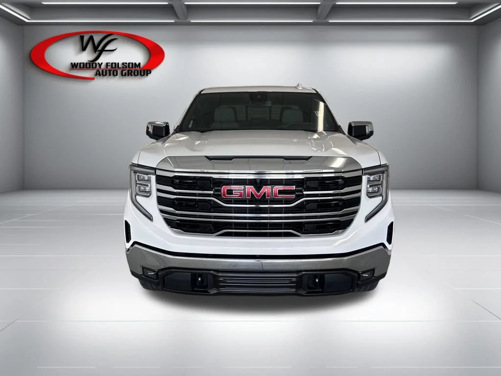 New 2026 Summit White GMC SLT image 2