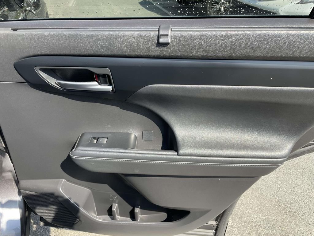 2023 Toyota Highlander XLE - Photo 45