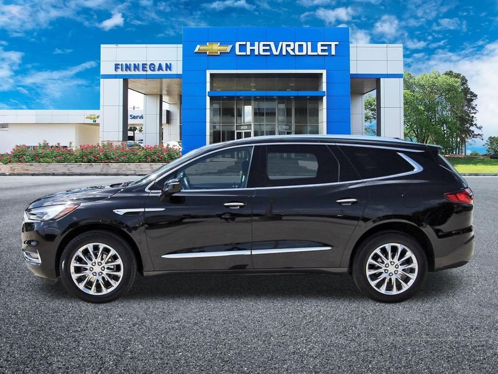 Used 2021 Black Buick Essence image 4