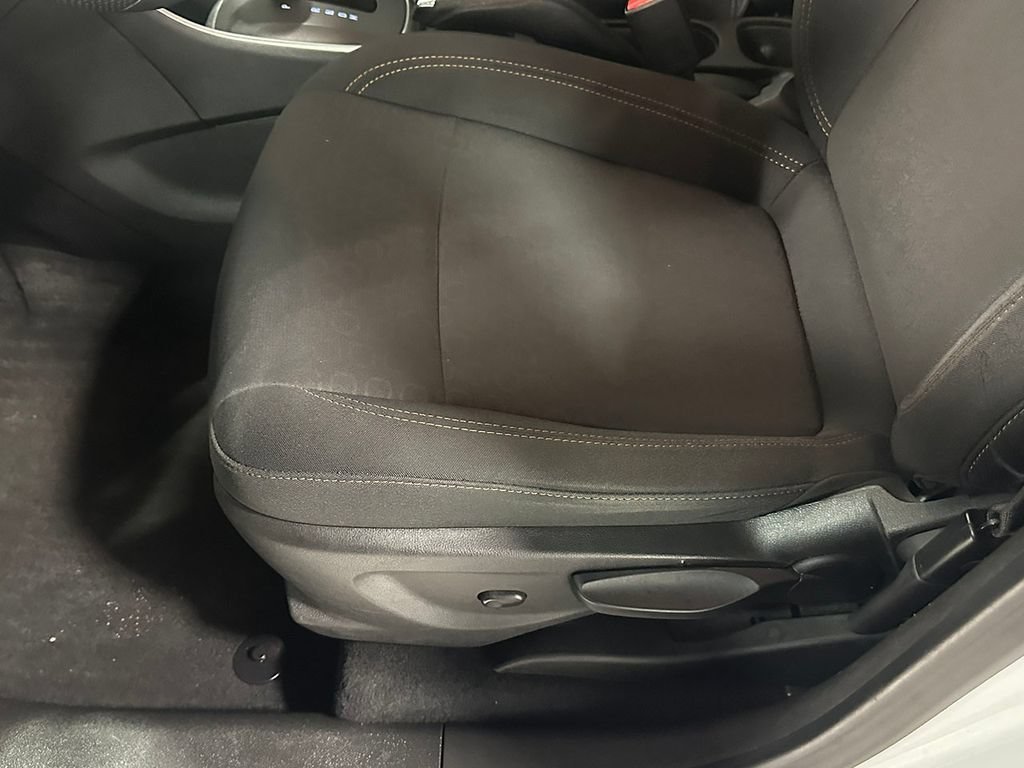 Used 2019 SUMMIT WHITE Chevrolet LS image 20