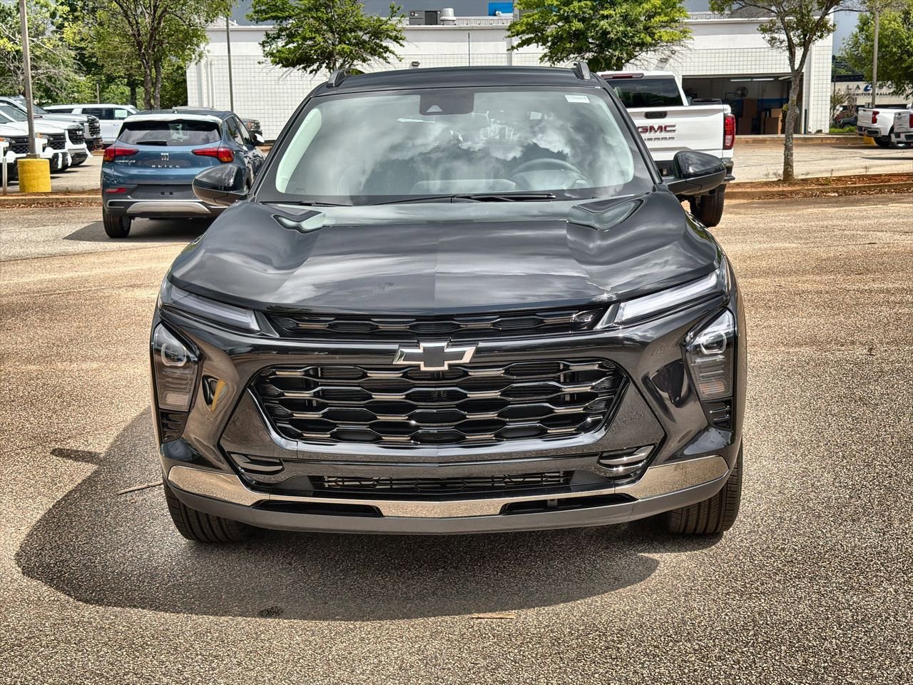 New 2026 Mosaic Black Metallic Chevrolet ACTIV image 3