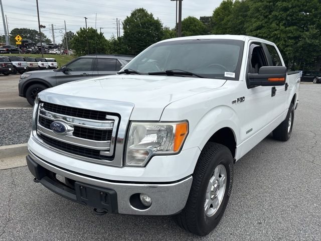 Used 2013 Oxford White Ford XLT image 4