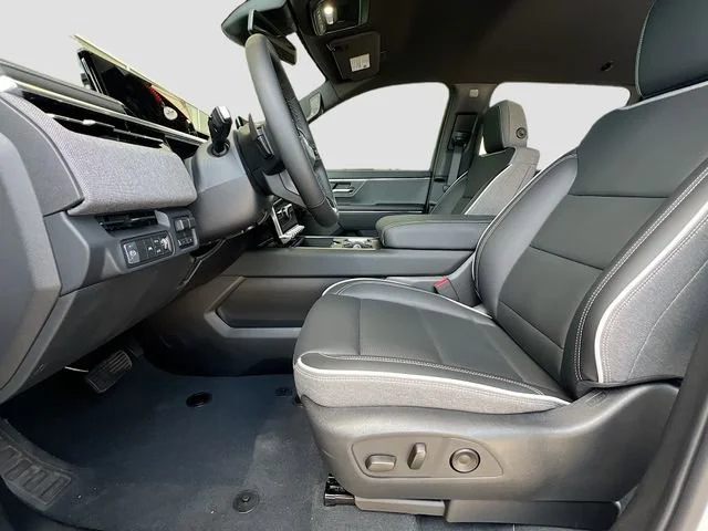 2026 GMC Sierra EV Elevation - Photo 15
