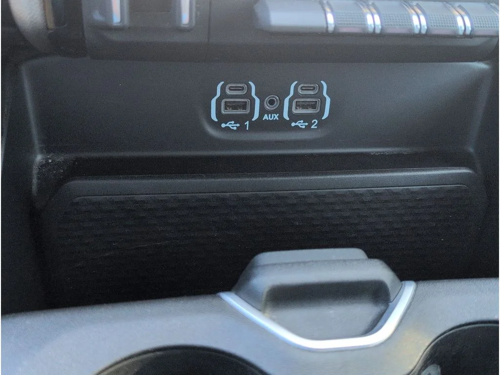 Used 2024 WHITE Ram Laramie Crew Cab 6
