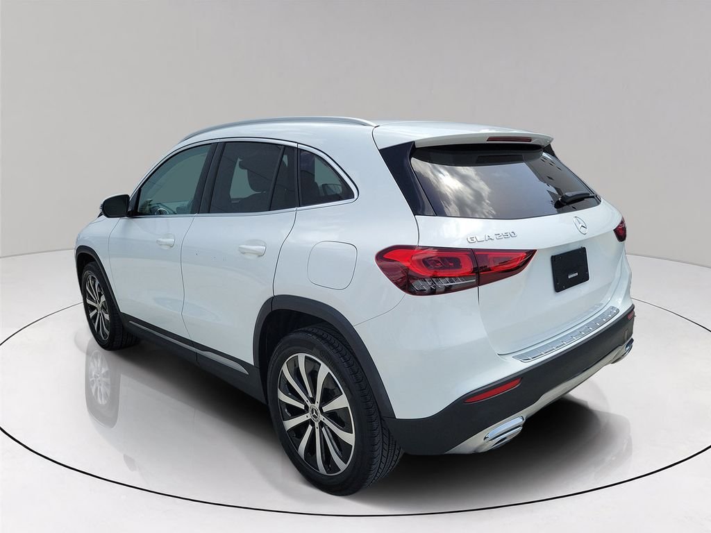 Certified Used 2023 White Mercedes-Benz GLA 250 image 4