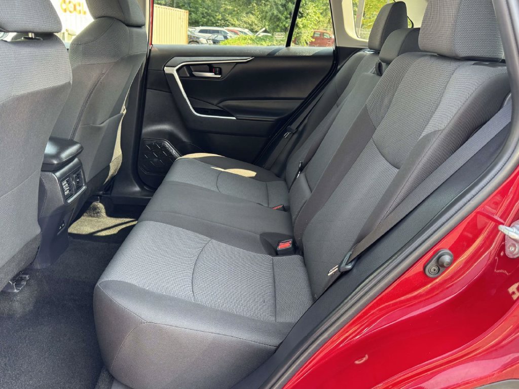 Used 2025 Red Toyota XLE image 17