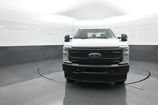 New 2026 Oxford White Ford F-350® XL image 3