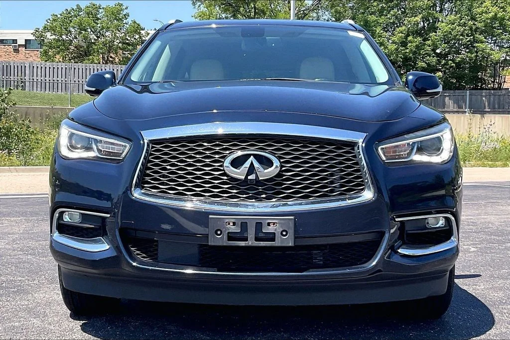 Used 2017 Blue INFINITI Base image 2