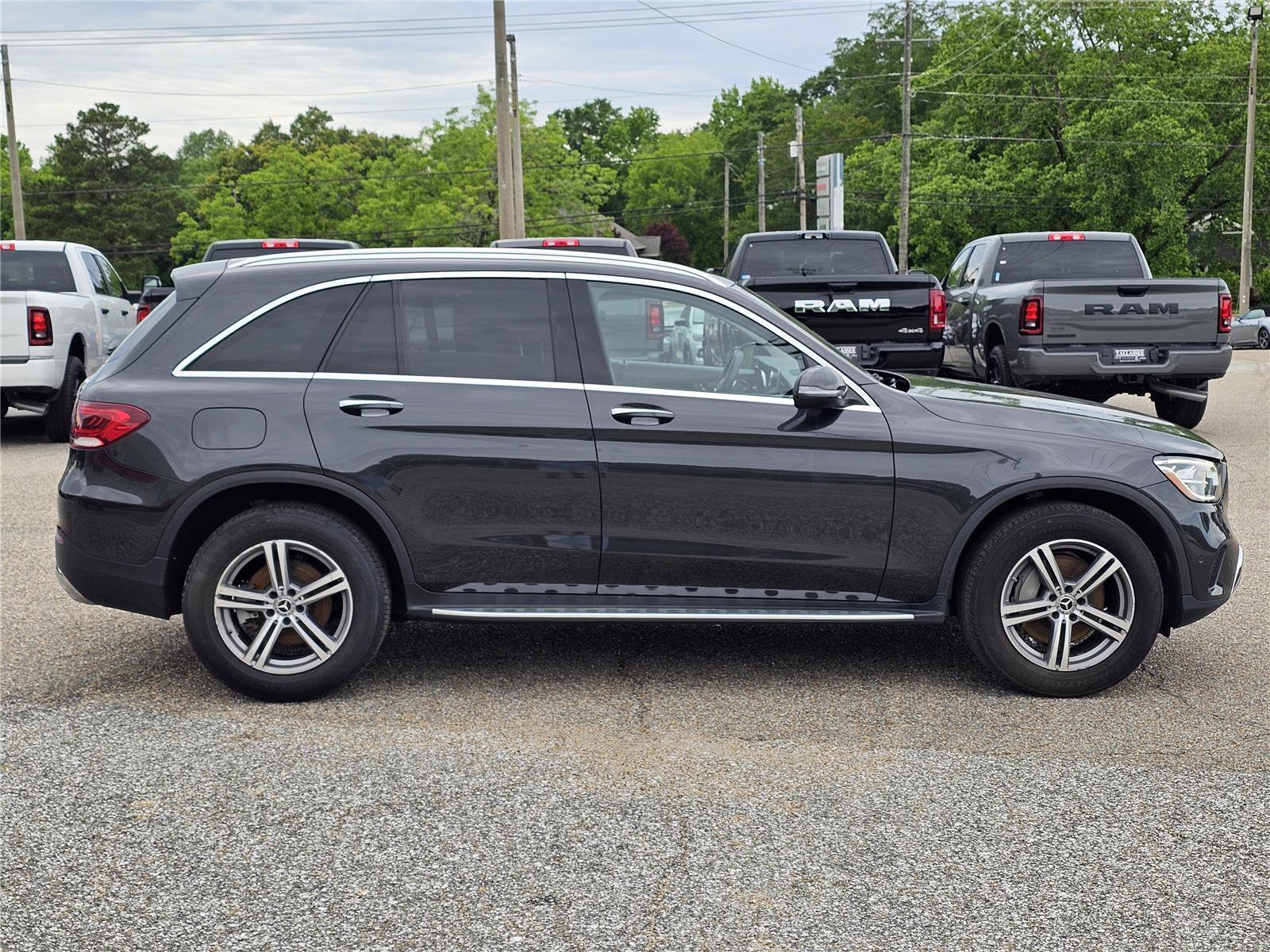 Used 2021 Graphite Grey Metallic Mercedes-Benz GLC 300 image 7