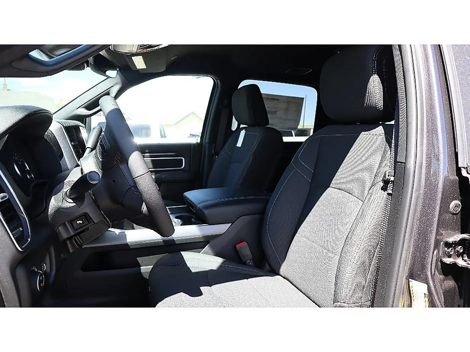 New 2025 Granite Crystal Metallic Clear-Coat Exterior Paint RAM Big Horn image 12