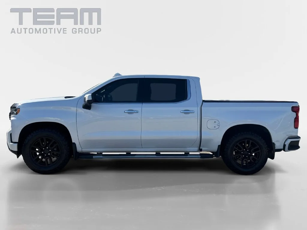 Used 2020 White Chevrolet High Country image 4