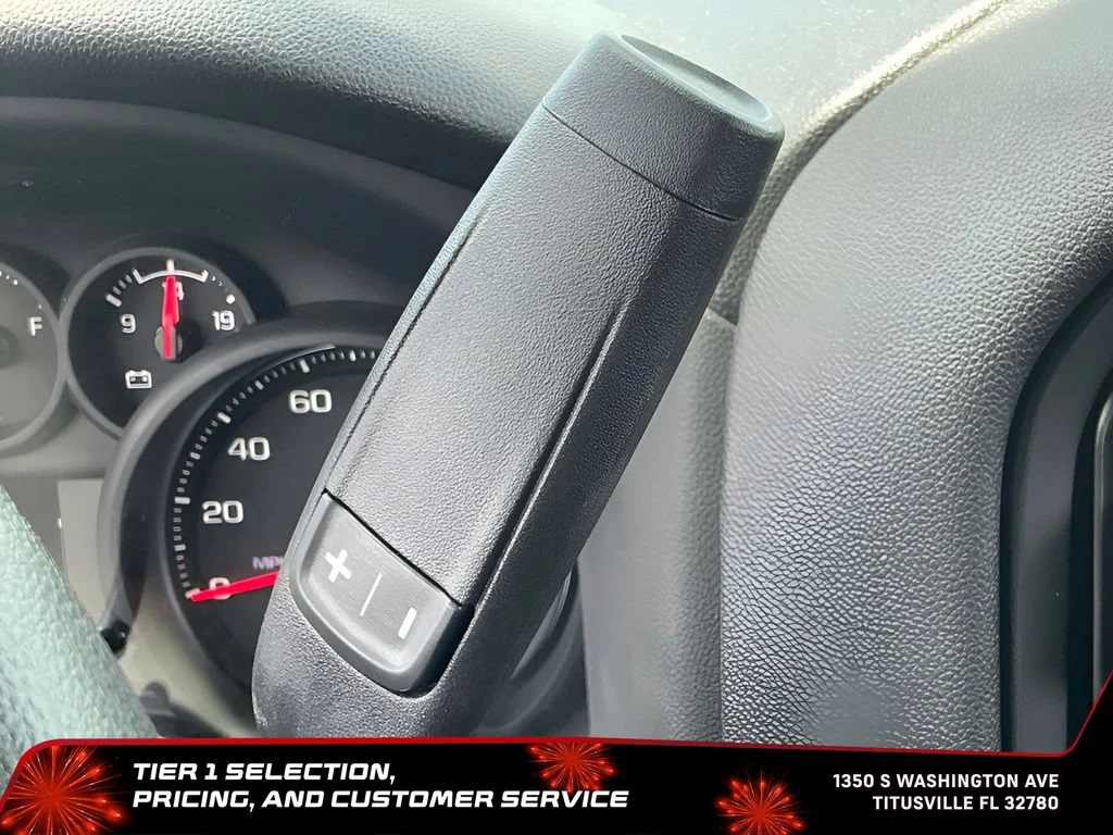 Used 2024 Summit White GMC Pro image 21