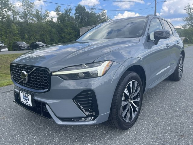 Used 2024 Gray Volvo Core Dark Theme image 1