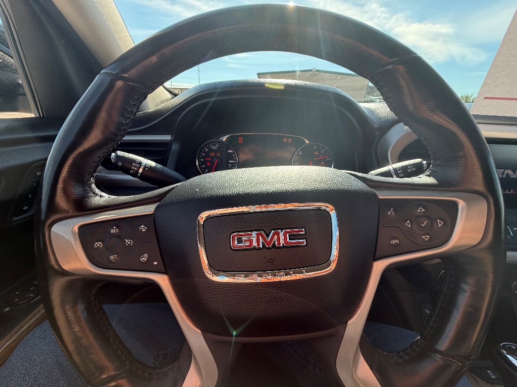 Used 2019 Ebony Twilight Metallic GMC Denali image 15