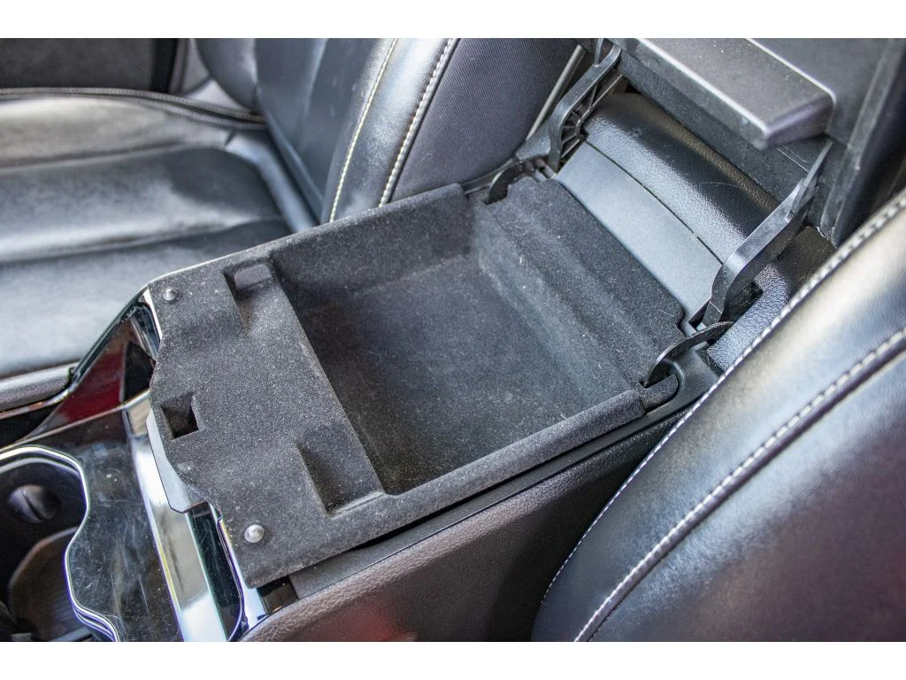 Used 2021 Bright White Clearcoat Jeep Limited image 32