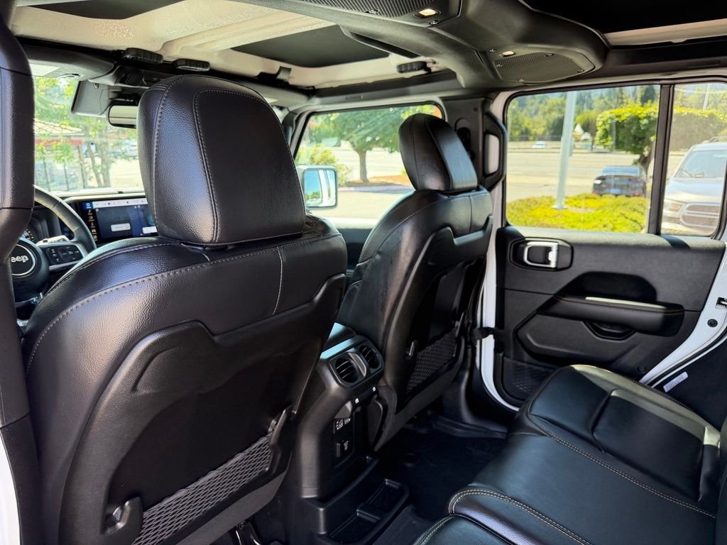 Used 2024 Bright White Clearcoat Jeep Sahara image 31