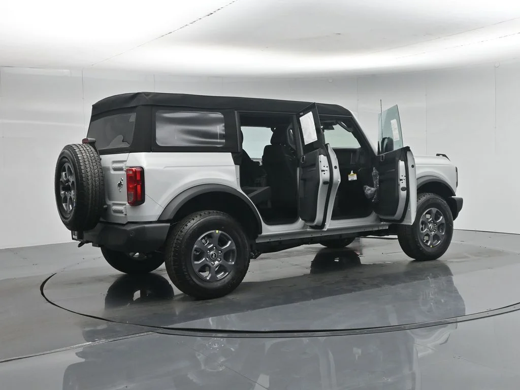 New 2026 Avalanche Gray Ford Big Bend image 5