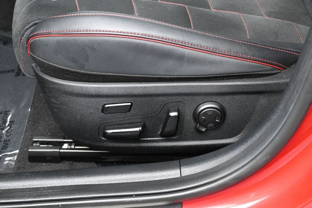 Used 2023 HiChroma Red Kia GT2 image 11