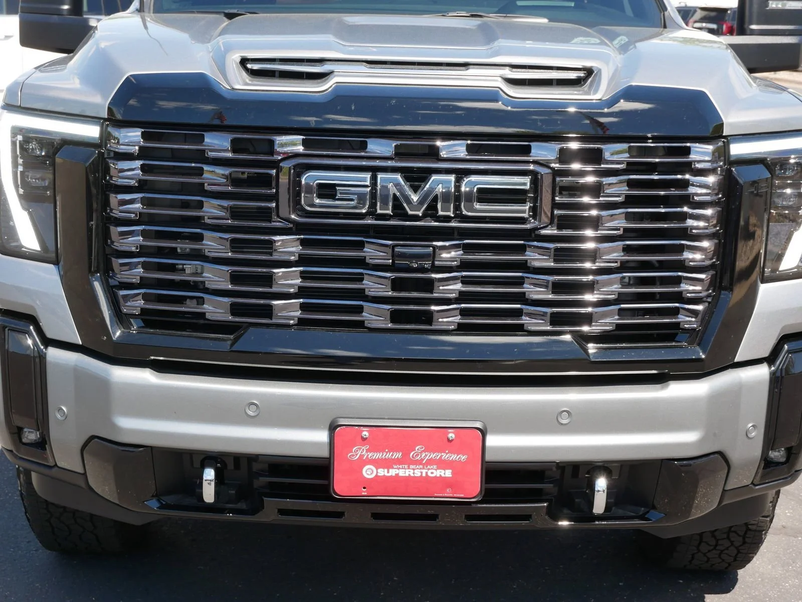 Used 2025 Sterling Metallic GMC Denali Ultimate image 8