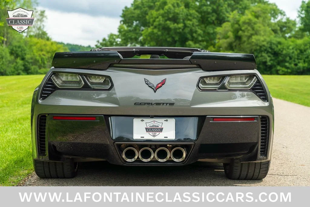 Used 2015 Gray Chevrolet Z06 image 26