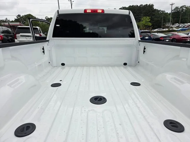 New 2026 Bright White Clear-Coat Exterior Paint RAM Tradesman image 27