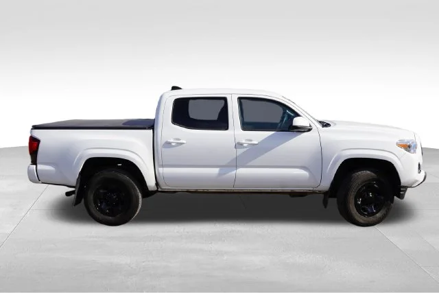 Certified Used 2023 White Toyota SR image 4